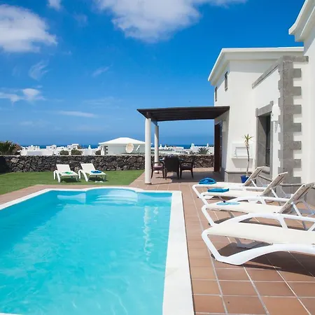Villa Los Dragos